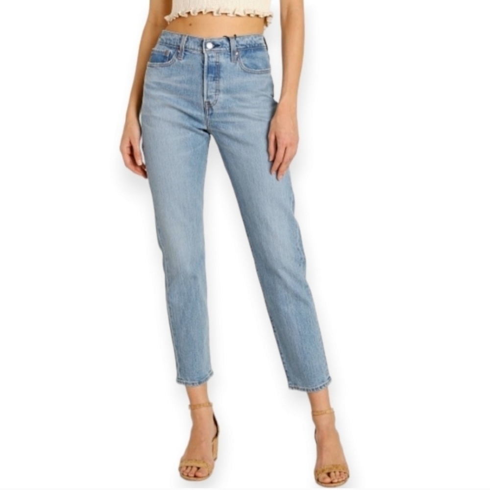Levi's Wedgie Icon Premium Jeans in Bright Side Ankle Length Size 26